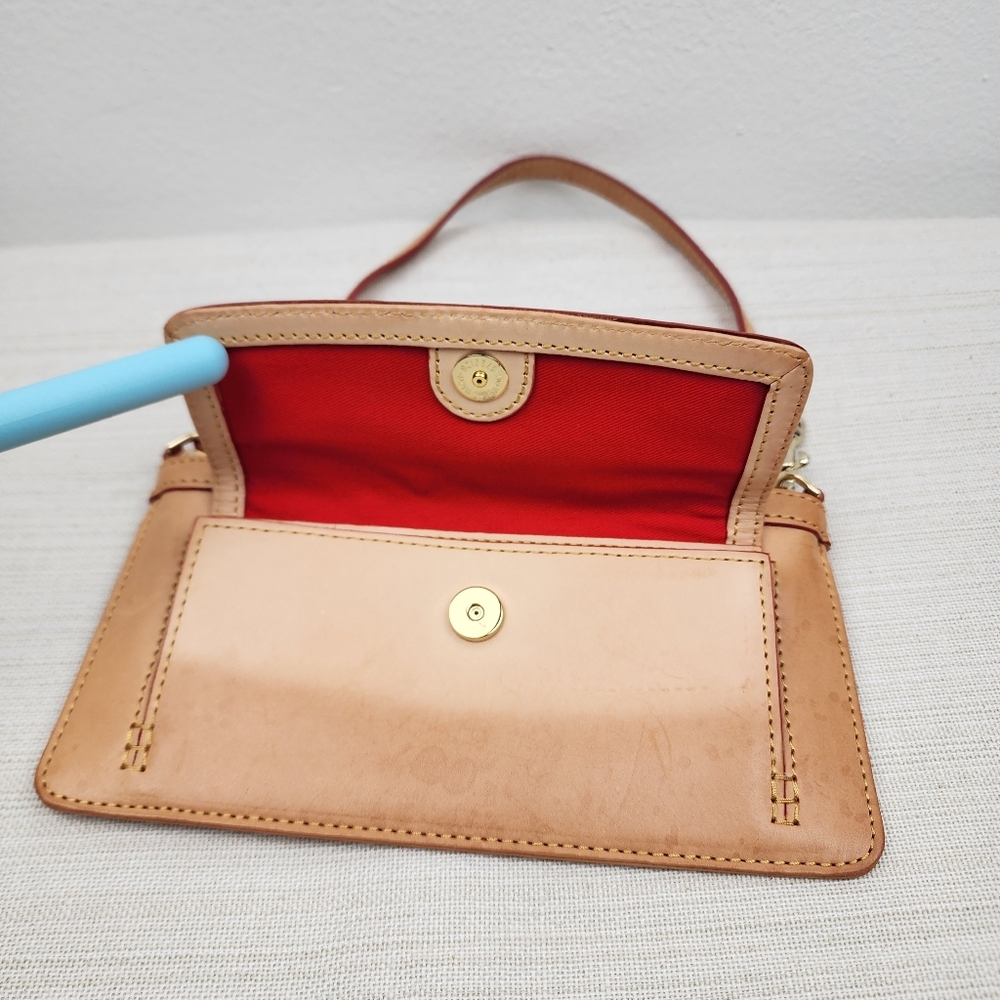 Dooney & Bourke Tan Natural Leather Wristlet Pouch Clutch - Picture 7 of 17